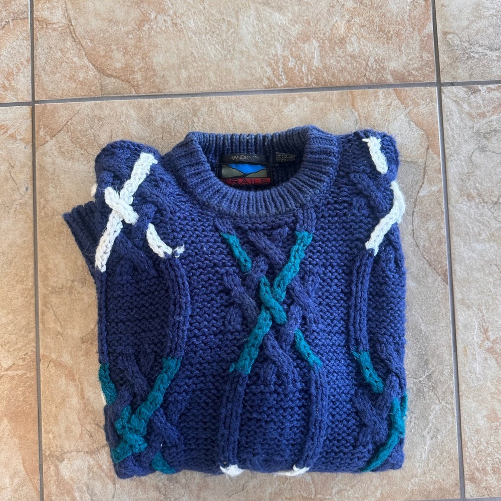 Vintage 90’s chunky knit Navy Sweater acrylic knit size small